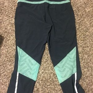 Dark grey and mint Yoga pant Capri